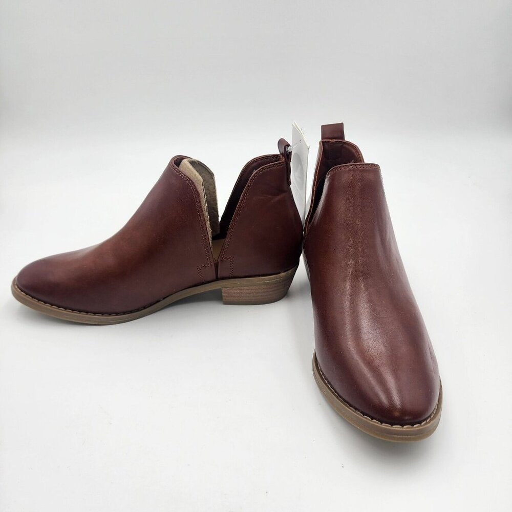 Womens Nora Dark Cognac Ankle Booties Cut Out Shoes Universal Thread Size 6.5